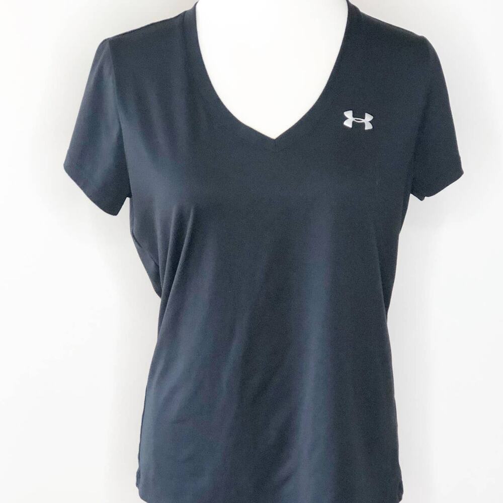 Under Armour, black V-neck shirt Short Sleeve Loose Heat Gear